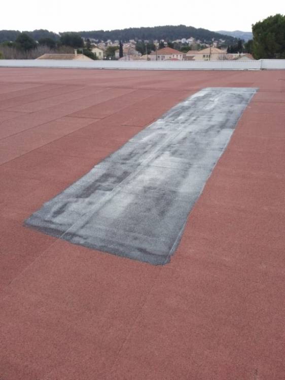 application d'une impression bitumineuse à froid avant soudure